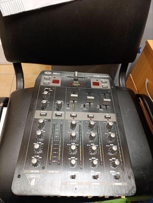 DJ-Мікшер Behringer Vmx300usb