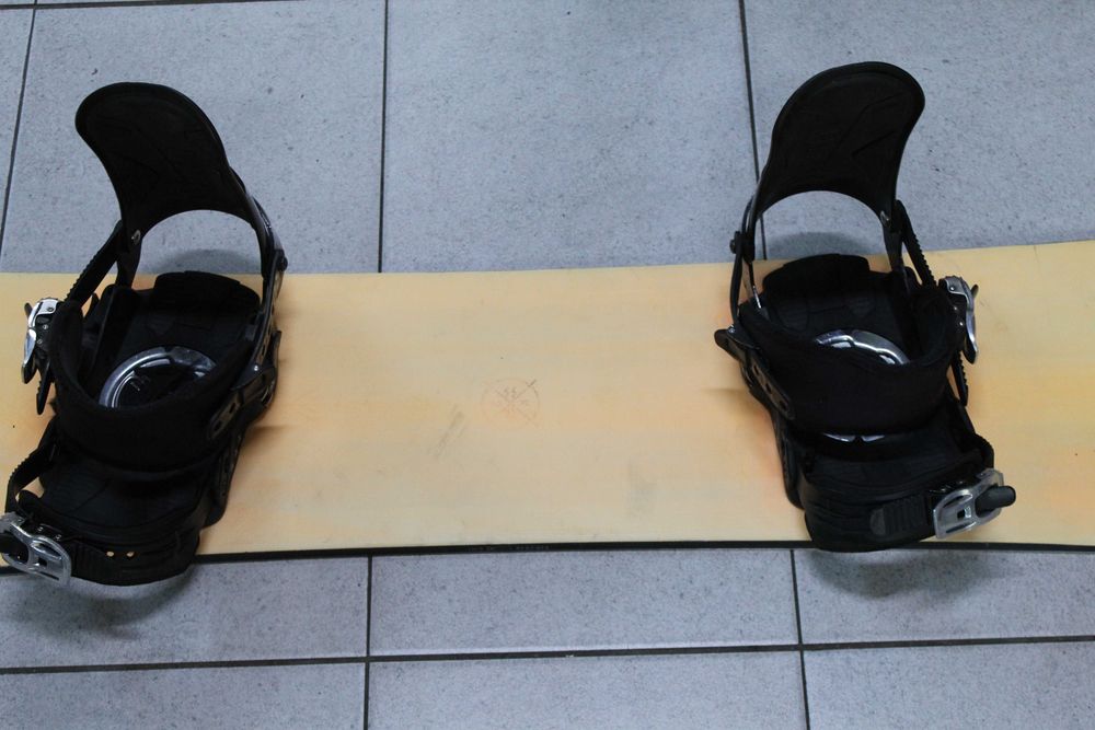 Deska Snowboard K2 LimeLite 146 cm + Wiązania Rossignol