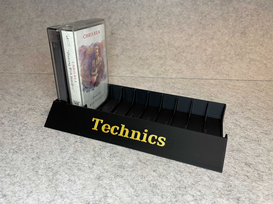 Zestaw stojakow na kasety magnetofonowe oraz CD Technics
