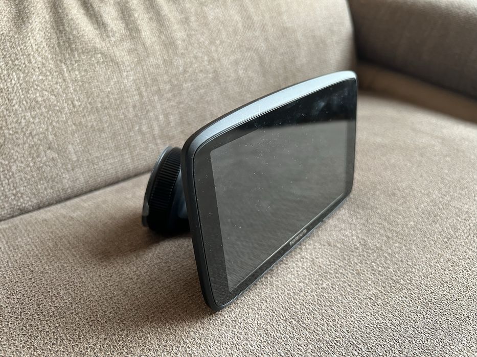 GPS TomTom GO 620 Wi-Fi | Voz,Bluetooth,Mãos-livres | Caixa+Acessórios