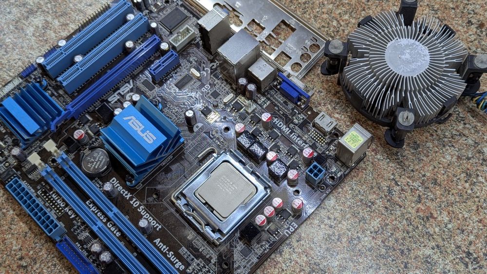 Комплект: мат.плата + кoмпресор+ пам'ять +