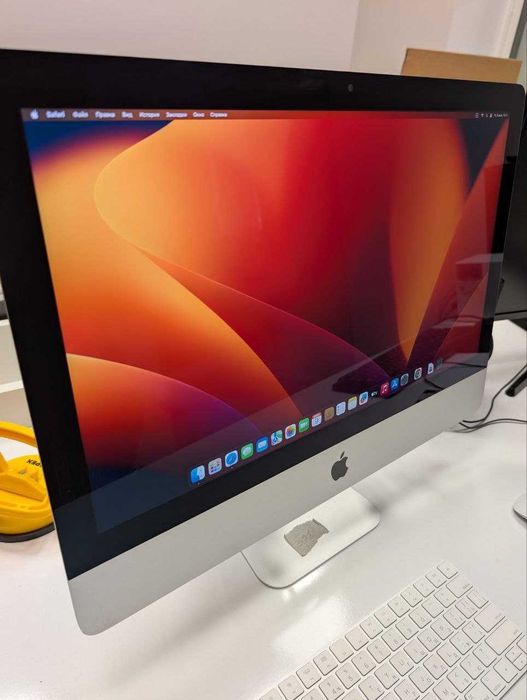 Apple  iMac 21.5", 2017, 4К, 16/256 + клавіатура, мишка