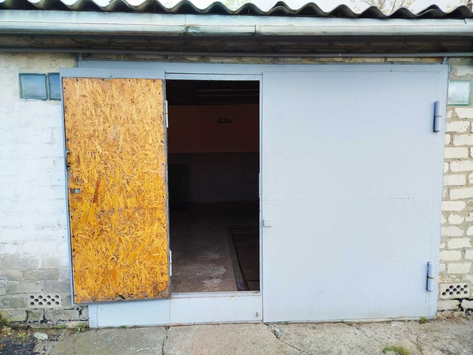 Продам гараж з підвалом і оглядовою ямою