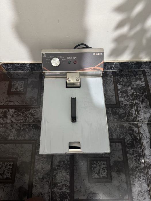 Fritadeira Elétrica 10 Litros