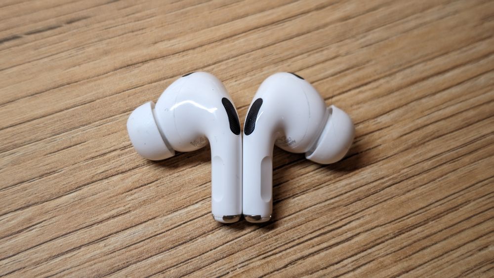 AirPods Pro 2, працюють з iPhone та Android
