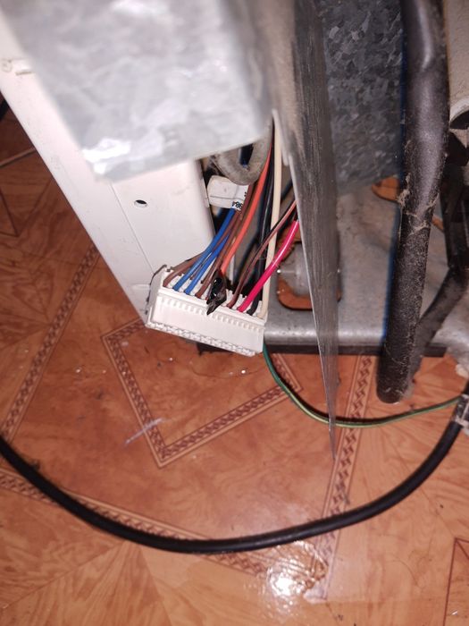 Мастер по ремонту холодильников и морозильных камер