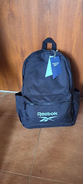 Plecak reebok czarny  z 3 przegrodkami