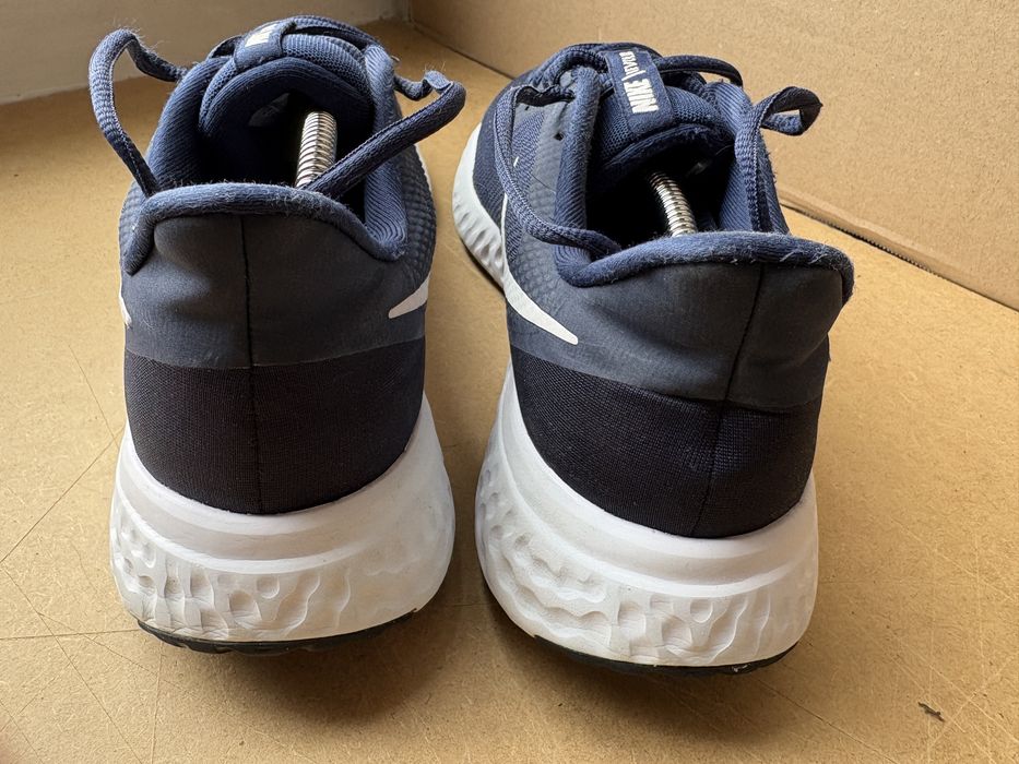 Męskie buty do biegowe Nike Revolution 5, rozmiar 45 (BS-067)