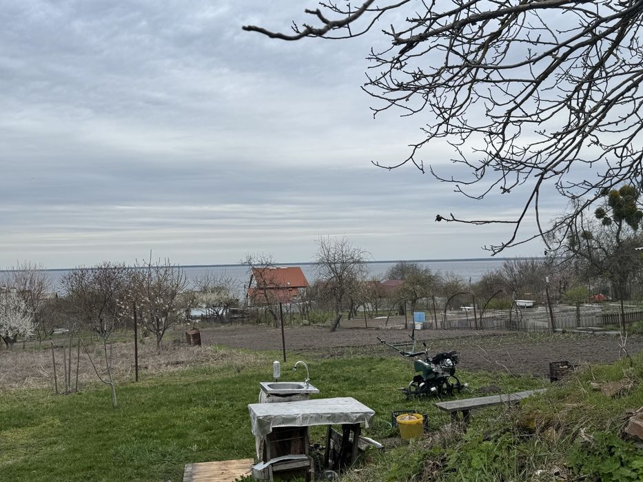 Продається земельна ділянка в Старих Петрівцях