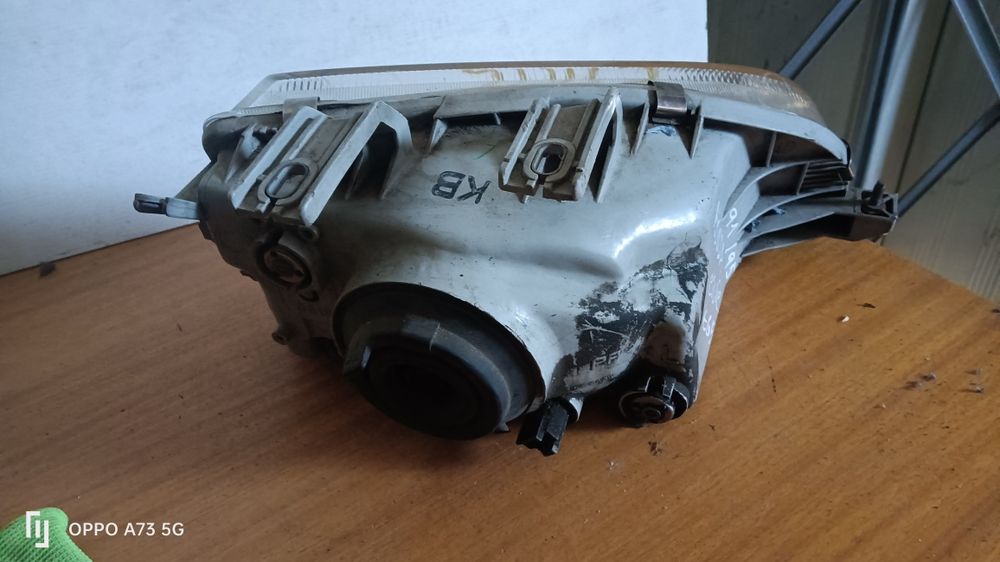 Farol Honda Civic eg5 ótica esquerda