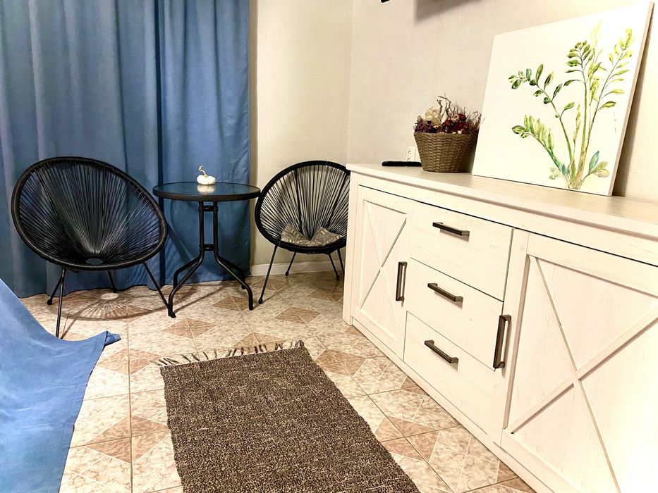 НОВА простора квартира подобово, Центр