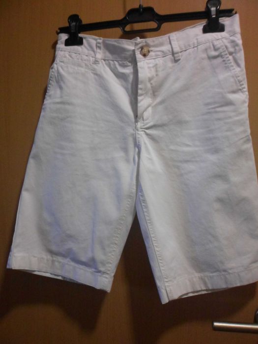 calções cor brancos para rapaz da marca Basics