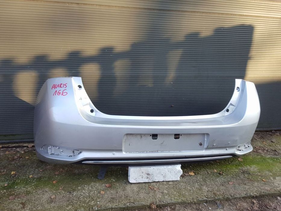 ZDERZAK TOYOTA AURIS II LIFT CHROM ŁADNY! RADOM