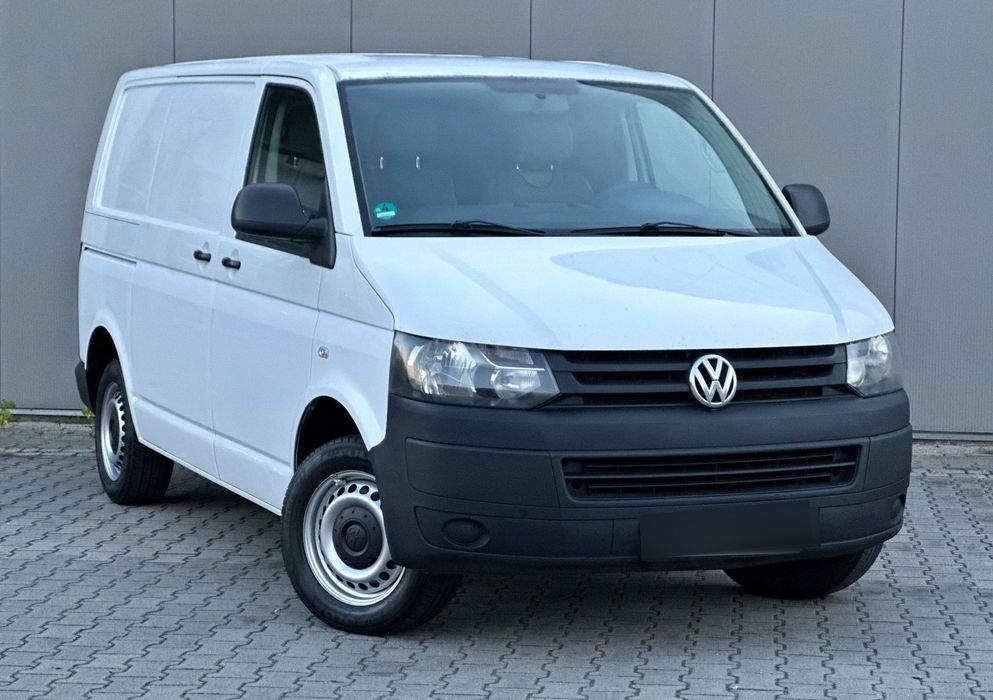 Volkswagen Transporter T5  2.0 TDI 2010 Salon Polska FV klima grzana szyba
