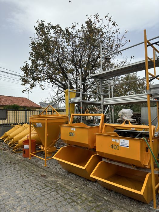 Gamela basculante 400lts certificada