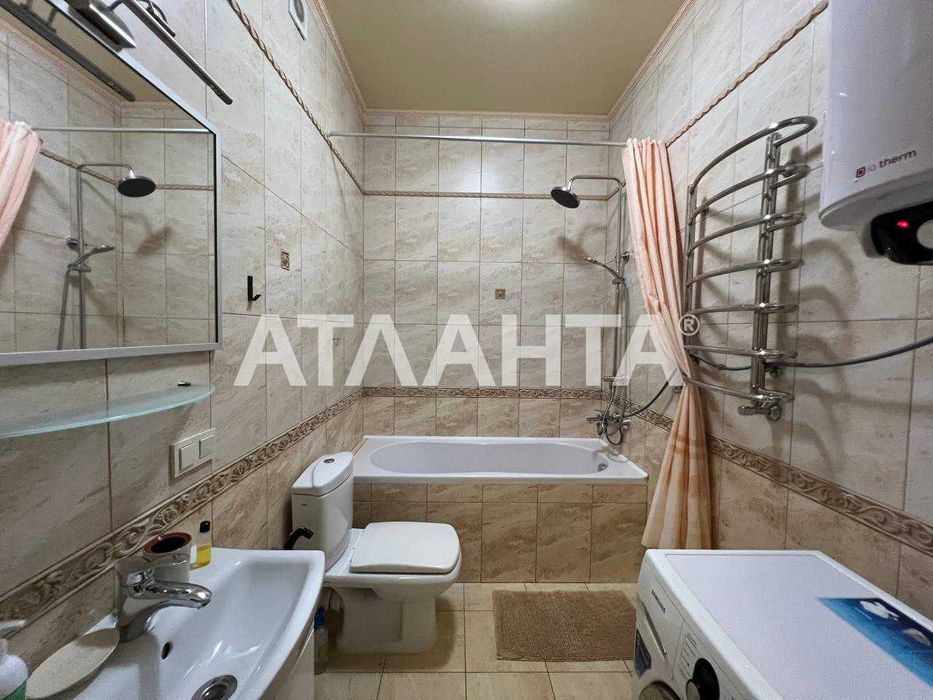 ЖК «1 Жемчужина»: квартира з меблями, технікою та паркінгом