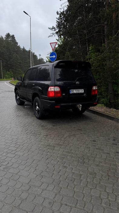Продам Lexus Lx470