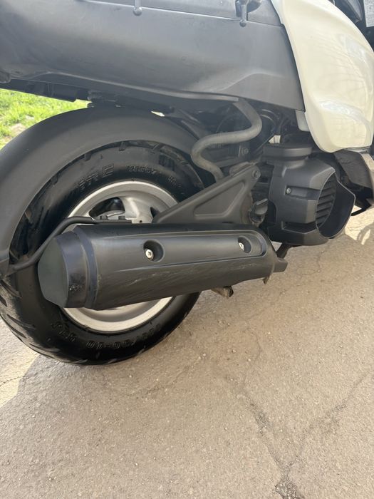 Продам скутер Yamaha Gear 4t