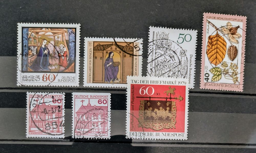 Niemieckie stemplowane znaczki z rocznika 1979