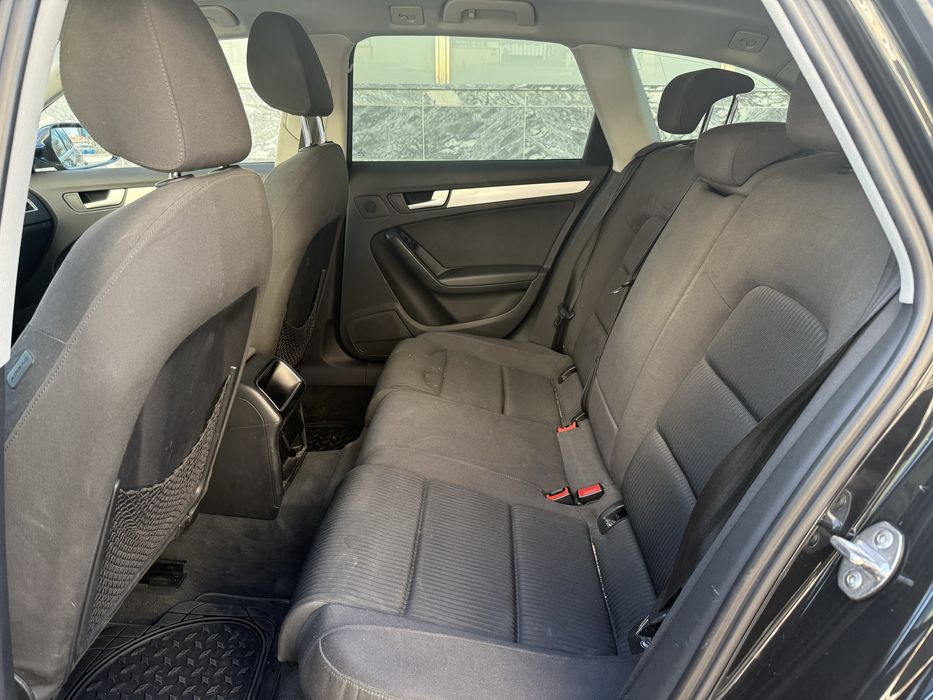 Audi A4 B8.5 Avant 2.0 TDI Sport 136cv 2011