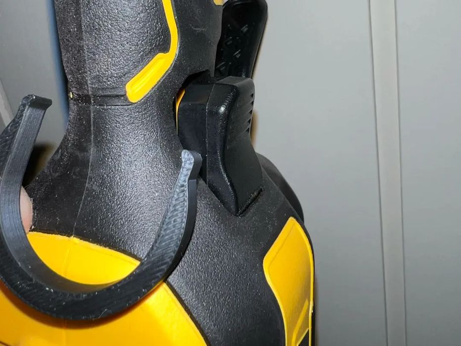 Clip Segurança Descoroçador De Relva (Compativel com DeWalt DCMST561)