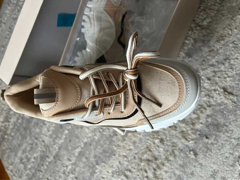 Damskie Adidasy Beżowe