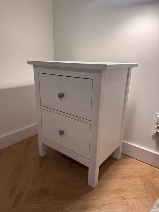 Szafki  nocne Hemnes