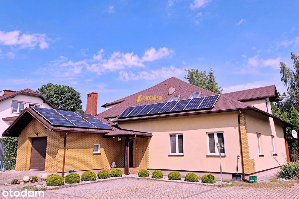 Przestronny dom - Do dużej negocjacji !!!