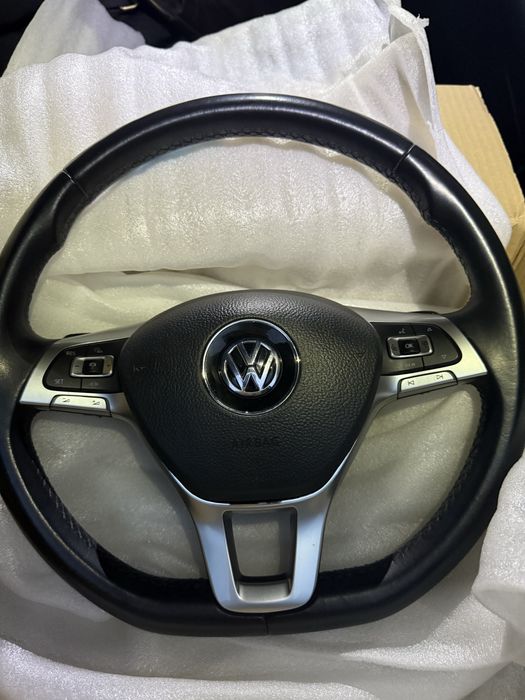 Кермо фольцваген Таурек 3.