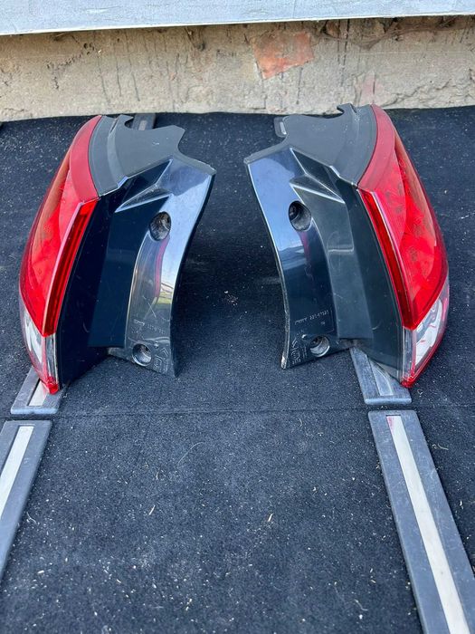 Lampa tył lewa Citroen C-Crosser