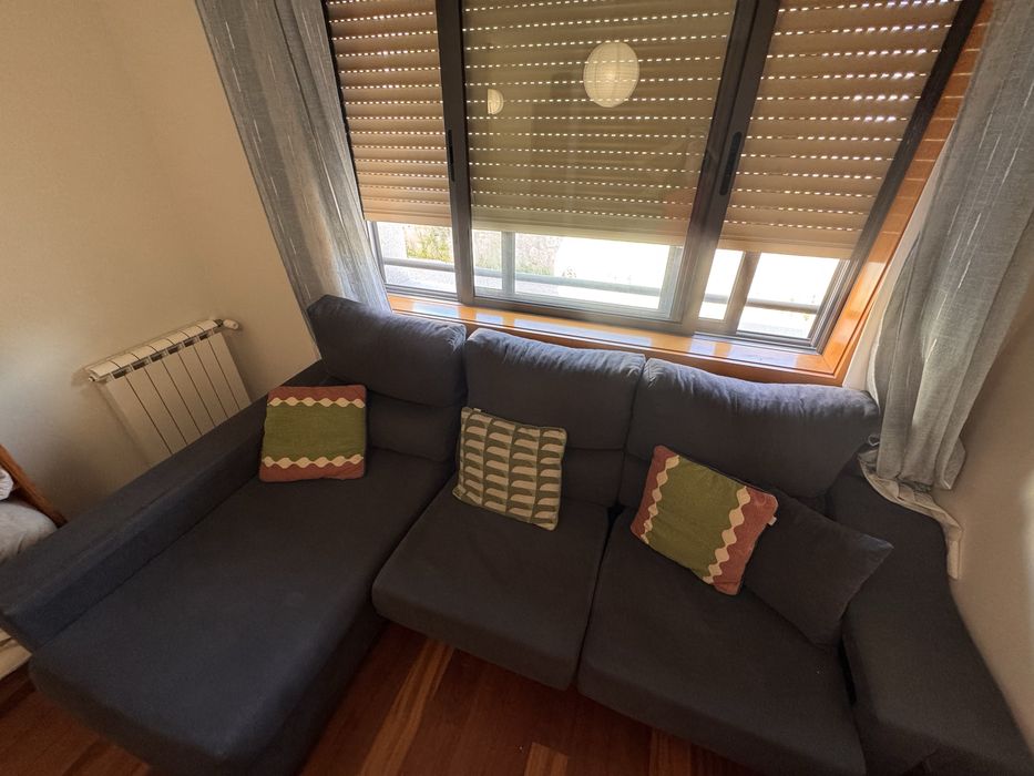 Sofá Cinzento com Chaise Longue – 2,70 m – Muito Bom Estado