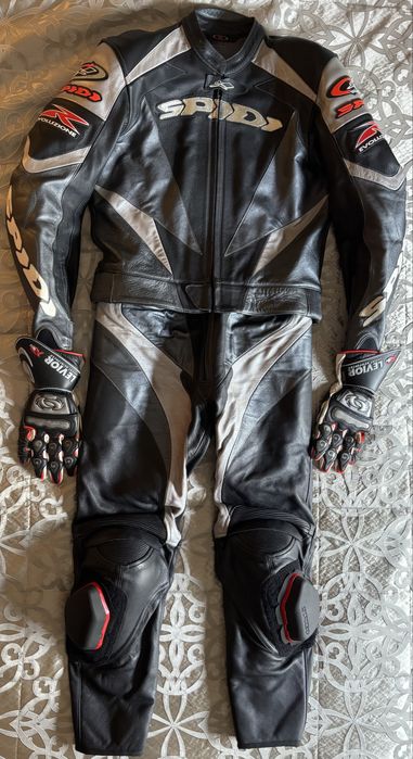 Spidi Evoluzione (Fato Completo Moto) Tam.50 + Luvas Levior RTech