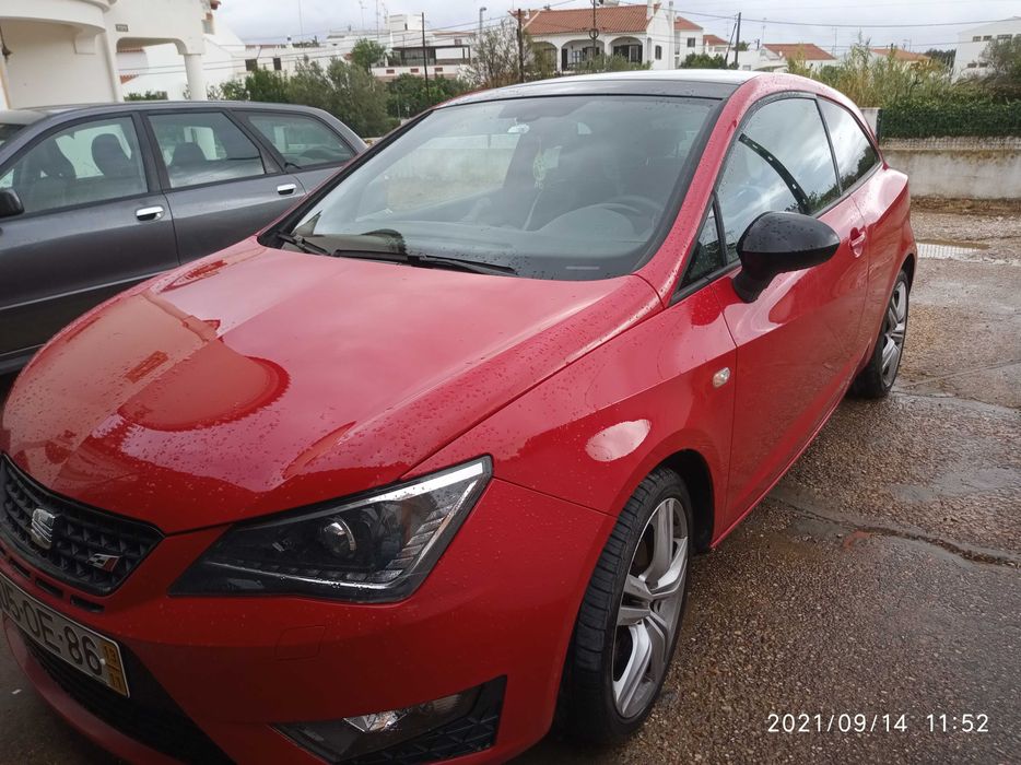6,9 segunos dos 0 aos 100 kms/h.  Uma Bomba. Seat Ibiza Cupra 180 hp