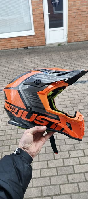 Продам шолом JUST BLADE Racing