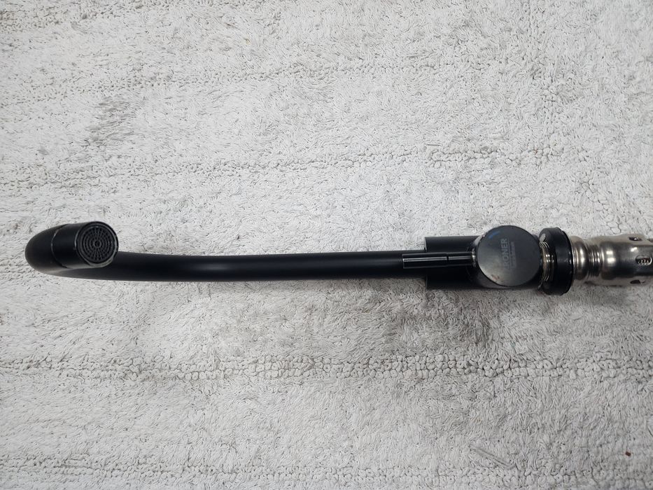 Змішувач кухонний чорний