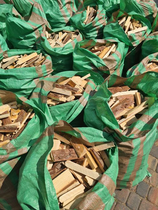 Drewno opałowo - rozpałkowe , brykiet