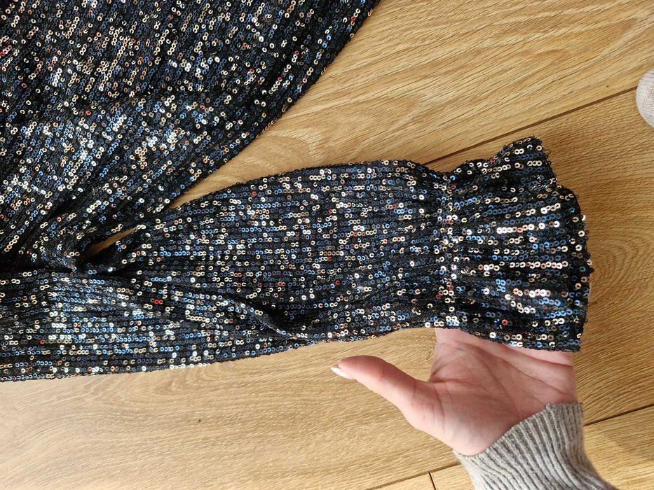 Sukienka cekinowa 146/152