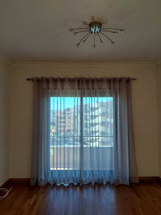 Varão de cortinado em inox + cortinado