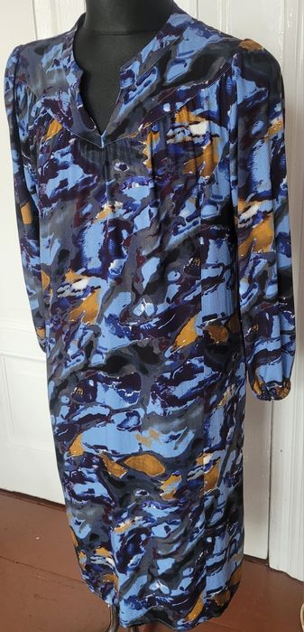 Sukienka indyjska z długim rękawem,
Rozm. XL