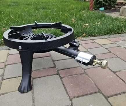 Газовая плита для приготовления и разогрева пищи в больших объемах.