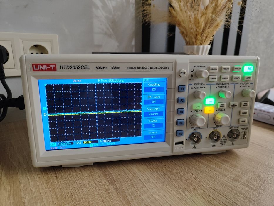 Осциллограф UTD2052CEL+ Uni-Trend (Uni-T)