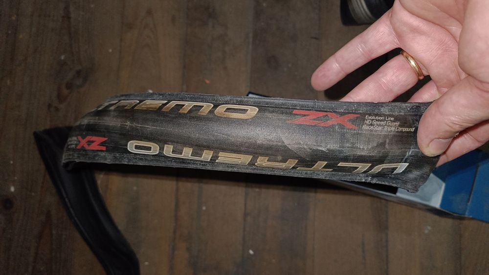 Pneus Schwalbe 700x23