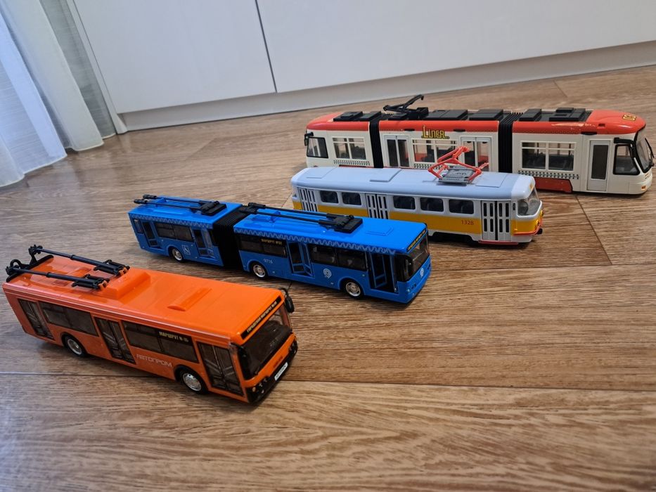 Трамвай, електричка , тролейбус