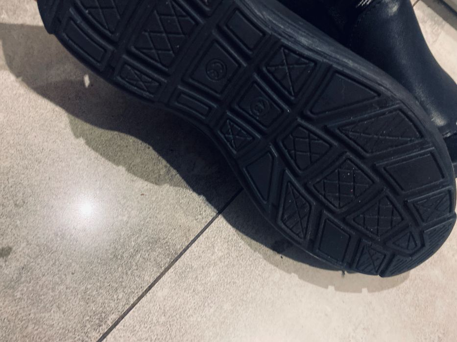 Buty z podwójną blachą