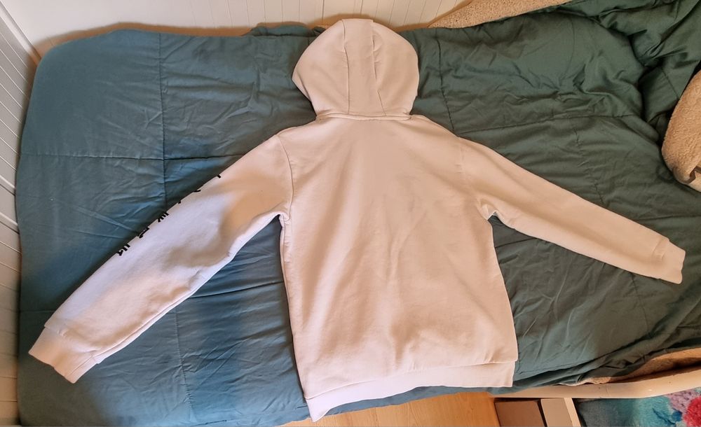 Sweat branca de Naruto Shipuden