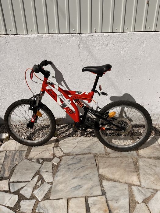 Bicicleta Infantil B’twin 20” (btt)