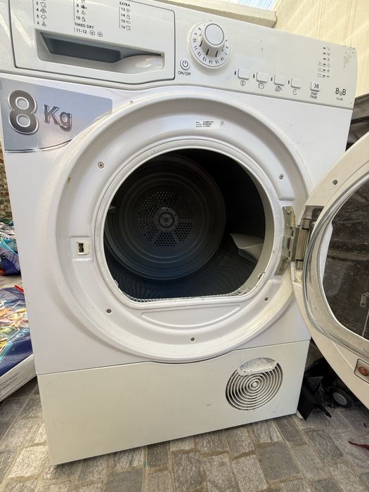 Máquina de Secar Roupa Hotpoint-Ariston 8 kg – TCL83B6P/Z