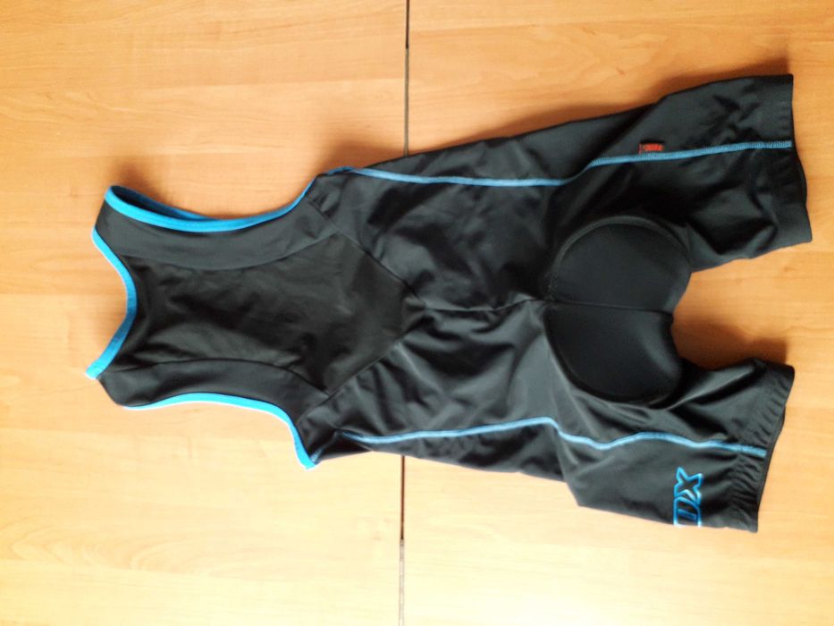 Велокомбінезон відмінної якості, розмір S.