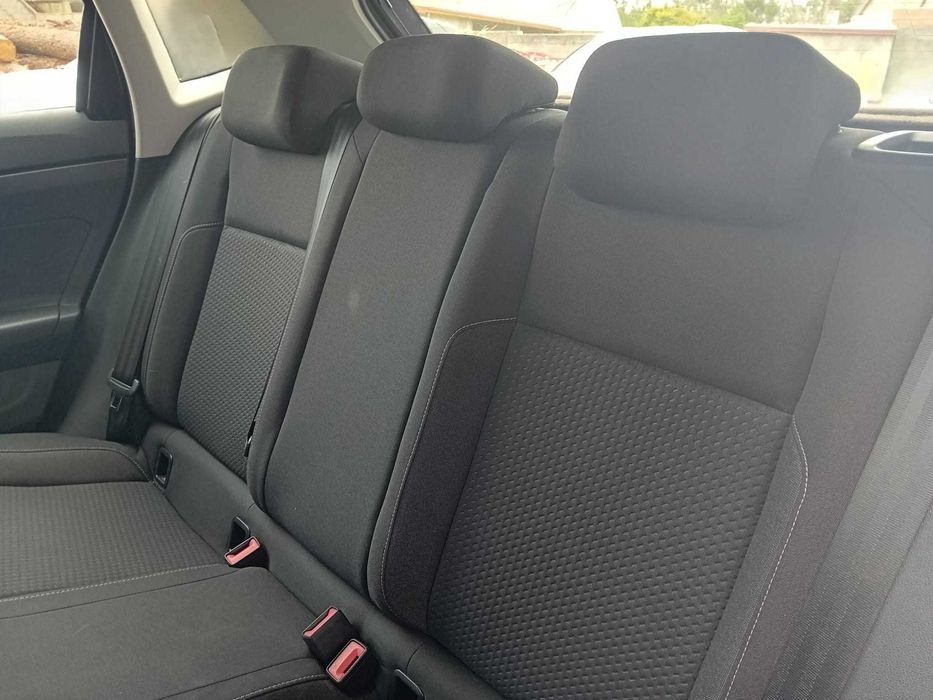 VW Polo 1.6 tdi ( pequeno sinistro )