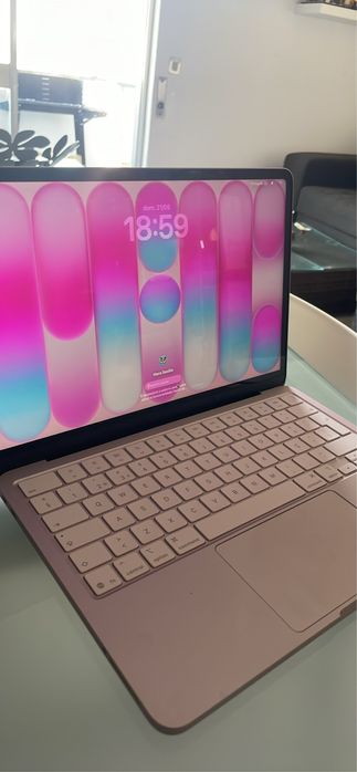 MacBook Neo 13 Rosado